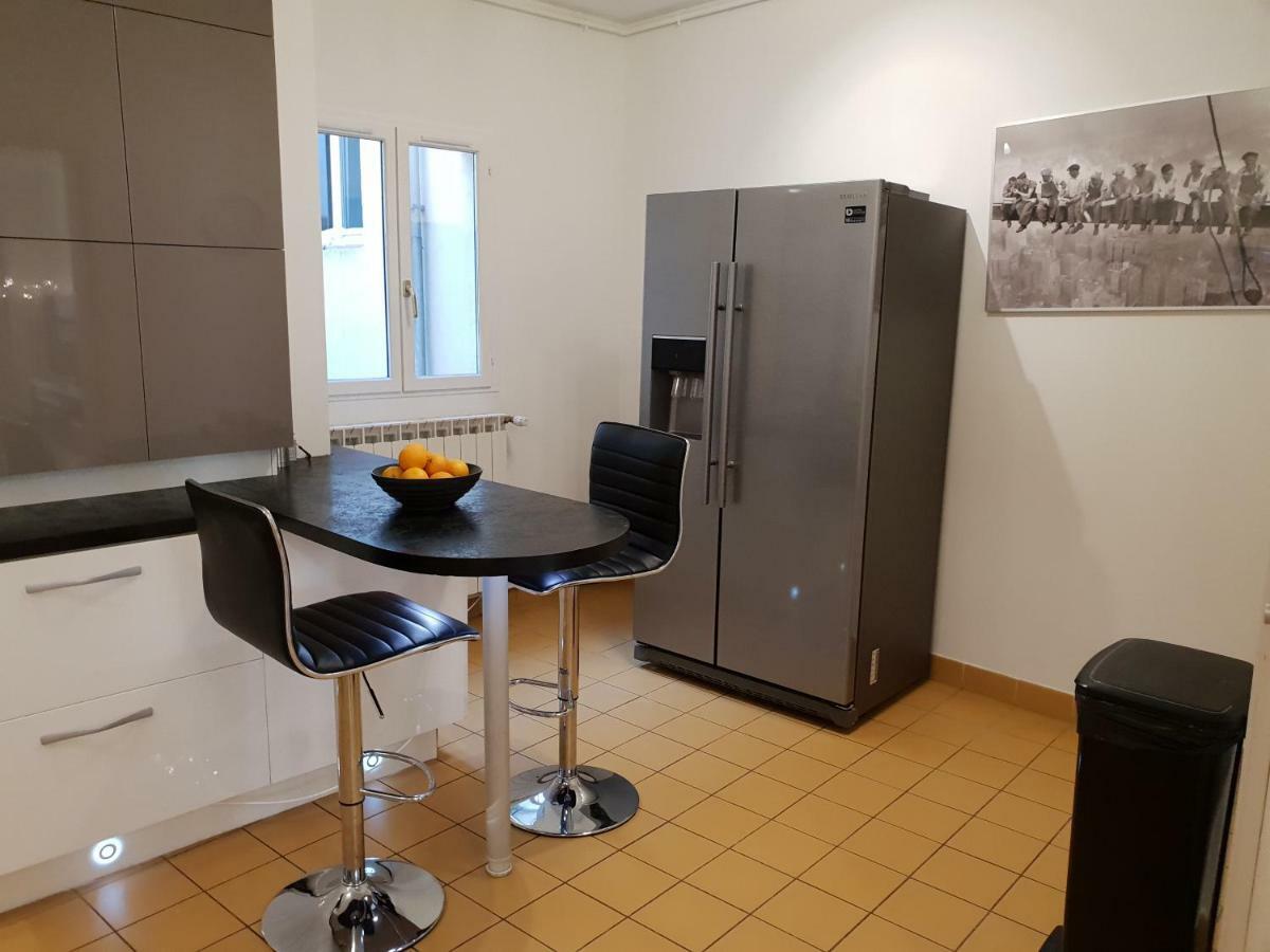 Grand Appartement En Centre Ville Mety Exteriér fotografie