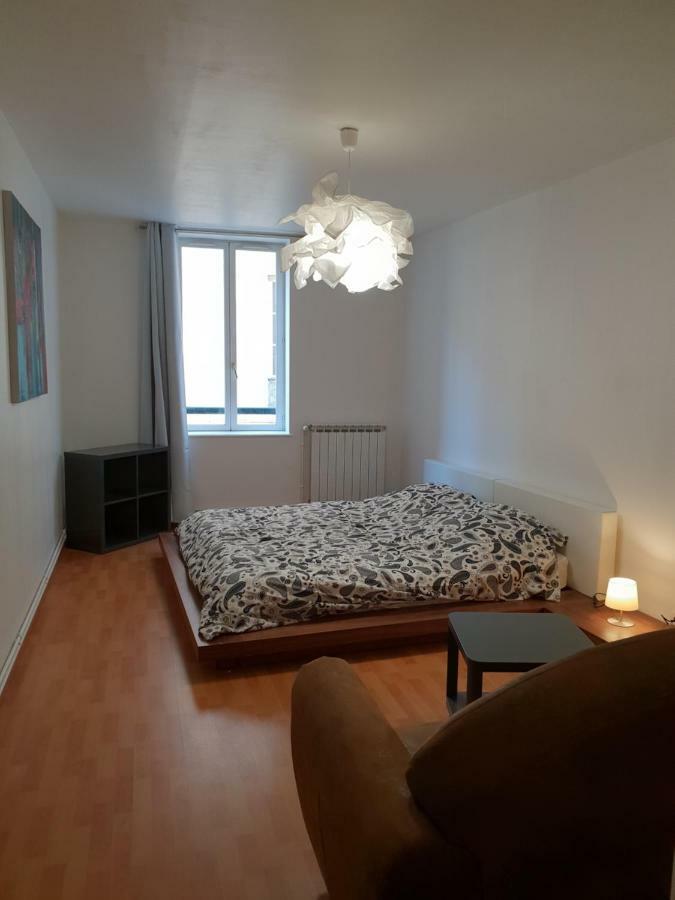Grand Appartement En Centre Ville Mety Exteriér fotografie